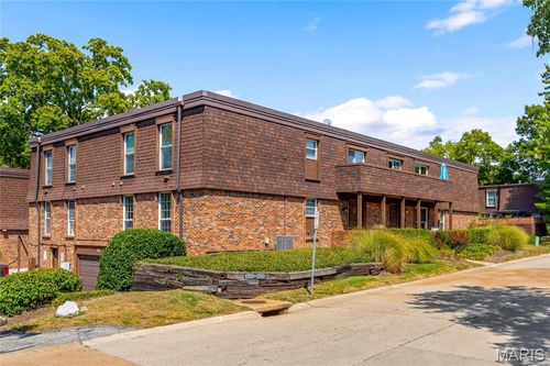 apt-e-13515 Coliseum Dr, Chesterfield, MO, 63017-3048 | Card Image