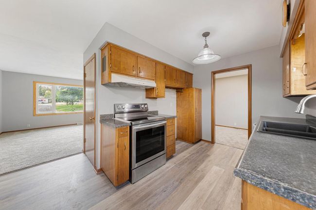 Kitchen | Image 12