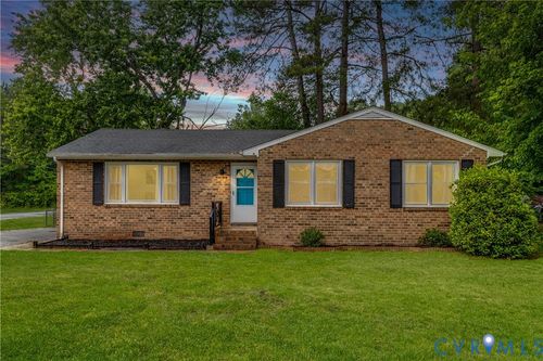 9624 Brandywine Ave, North Chesterfield, VA, 23237-3462 | Card Image