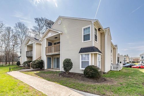 apt-b-1605 Stone Moss Reach, Chesapeake, VA, 23320-7449 | Card Image