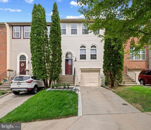220 Persimmon Cir, REISTERSTOWN, MD, 21136-6464 | Card Image