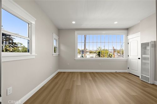 8-1822 E 2nd St, Long Beach, CA, 90802-3903 | Card Image