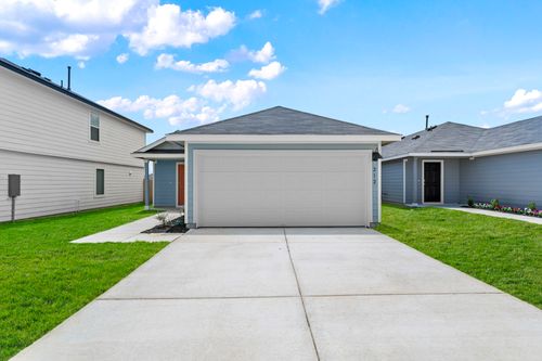 212 Surrey Oaks, Maxwell, TX, 78656 | Card Image