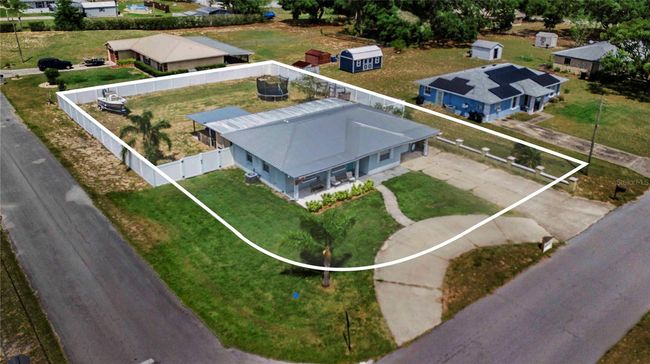498 W 7 Th St, House other with 4 bedrooms, 2 bathrooms and null parking in FROSTPROOF FL | Image 36
