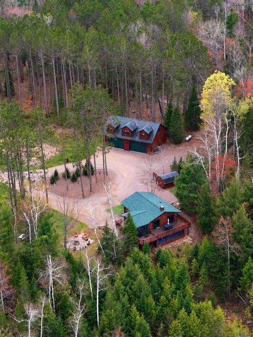 15740 Tree Farm Rd, Mountain, WI, 54149-9304 | Card Image