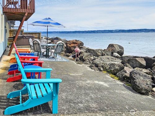 10 H Beach Way, Everett, WA, 98201 | Card Image