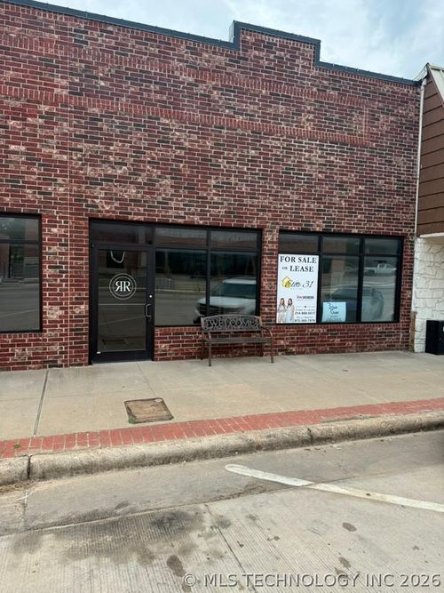 318 W Main Street, Tishomingo, OK, 73460 | Card Image
