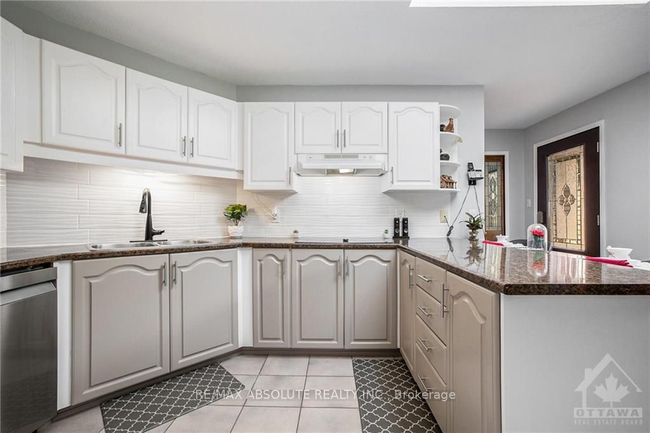 3396 Calabogie Rd, House other with 3 bedrooms, 2 bathrooms and 8 parking in Burnstown ON | Image 5
