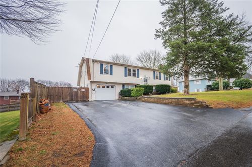 26 Kulas Road, West Warwick, RI, 02893 | Card Image