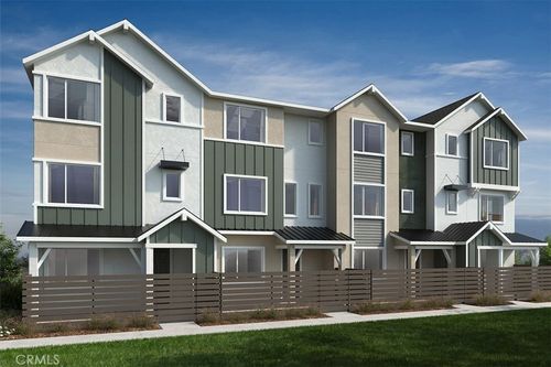 27329 Bear Creek Ln, Valencia, CA, 91381-2385 | Card Image