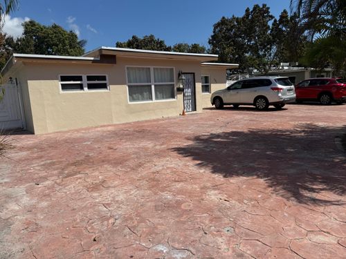 1-721 Ne 139th St, North Miami, FL, 33161-3231 | Card Image