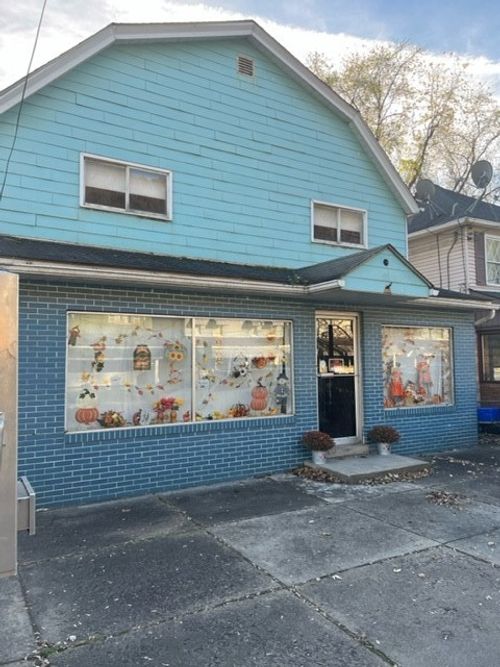 102 W Midland Ave, Midland, PA, 15059-1217 | Card Image
