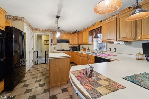 1007 Hillside Ave, Newton, NJ, 07860-6728 | Card Image