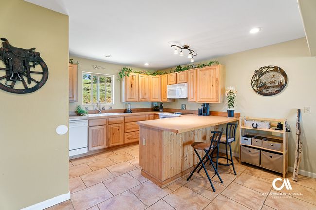 456 Boulder Frontage Rd, House other with 2 bedrooms, 2 bathrooms and null parking in Boulder MT | Image 14