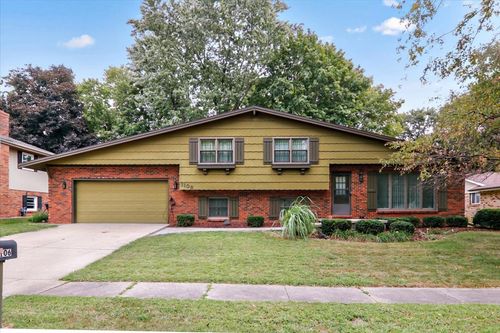 1106 Oak St, Normal, IL, 61761-1423 | Card Image