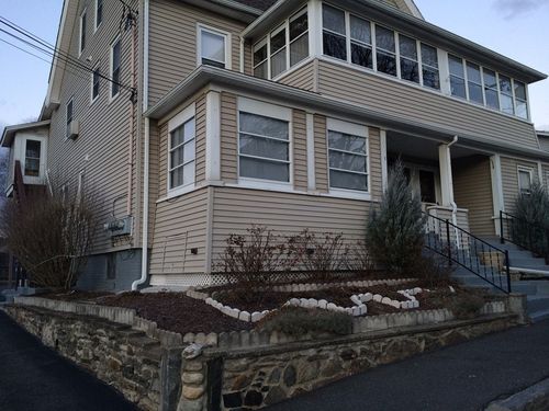 1r-22 Sherwin St, Ware, MA, 01082-1020 | Card Image