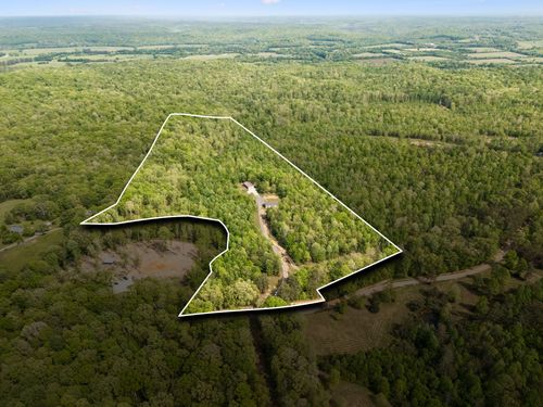 2901 Campground Rd, Nunnelly, TN, 37137-2716 | Card Image