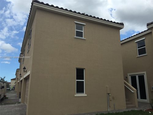 studio-17103 Sw 96th St, Miami, FL, 33196-4761 | Card Image