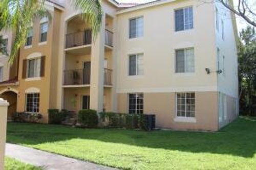 107-4211 San Marino Blvd, West Palm Beach, FL, 33409-7798 | Card Image