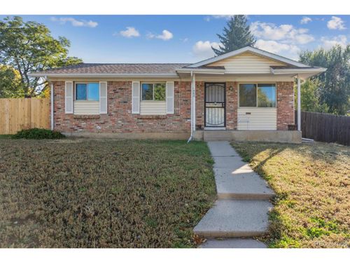 842 S Worchester St, Aurora, CO, 80012-3557 | Card Image