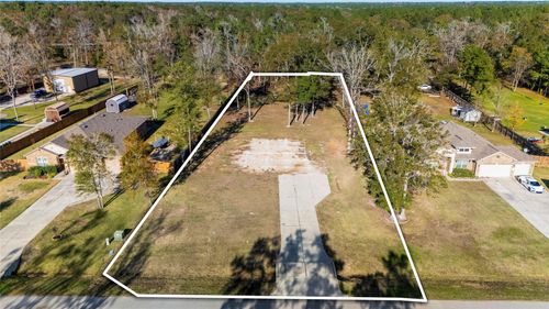 4595 Axis Trl, Conroe, TX, 77303-1971 | Card Image