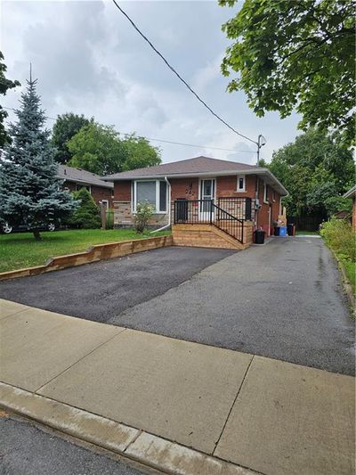 242 W 18 Th St, Home with 5 bedrooms, 0 bathrooms and 3 parking in Hamilton ON | Image 1