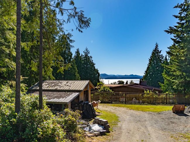 410 17 Th Ave, House other with 4 bedrooms, 5 bathrooms and 4 parking in Sointula BC | Image 77