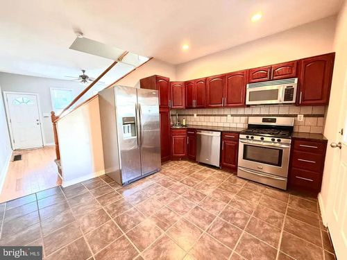 2650 Tilton St, PHILADELPHIA, PA, 19125-4017 | Card Image