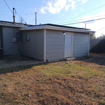 52 E 32nd St, Home with 2 bedrooms, 1 bathrooms and null parking in San Angelo TX | Image 3