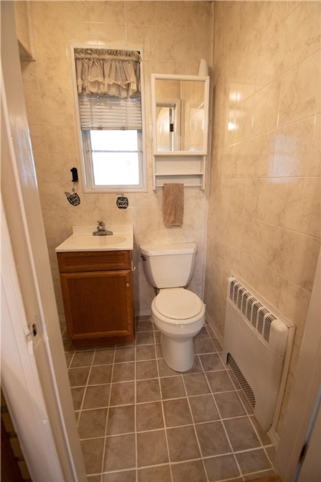 8 New St, House other with 4 bedrooms, 2 bathrooms and null parking in Windsor NY | Image 13