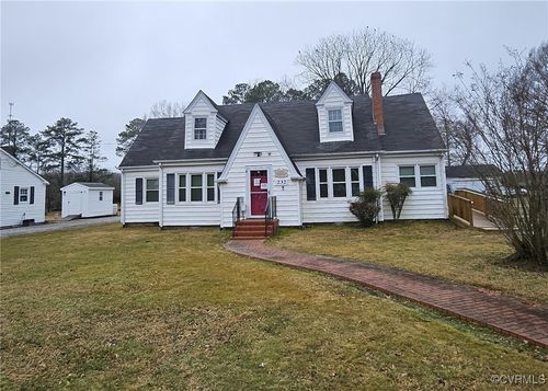 232 Coppahaunk Ave, Waverly, VA, 23890-5041 | Card Image