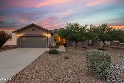 5605 Valley Maple Dr, El Paso, TX, 79932-4315 | Card Image