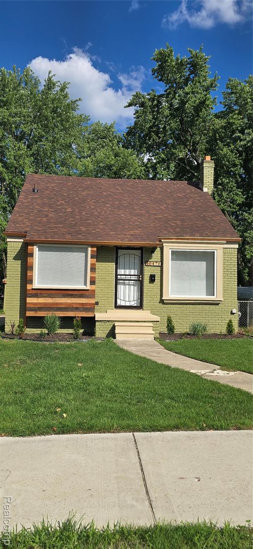 10476 Duprey St, Detroit, MI, 48224-1226 | Card Image