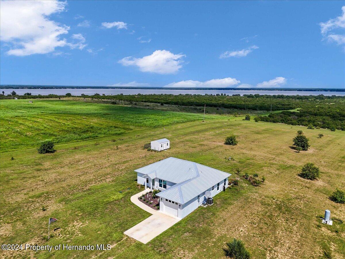 Ponds Rd, Frostproof, FL 33843