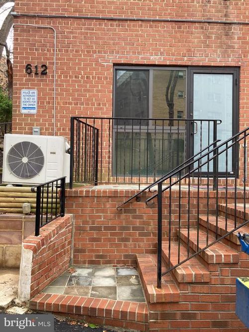 b2-612 Kennebec Ave, TAKOMA PARK, MD, 20912-6230 | Card Image