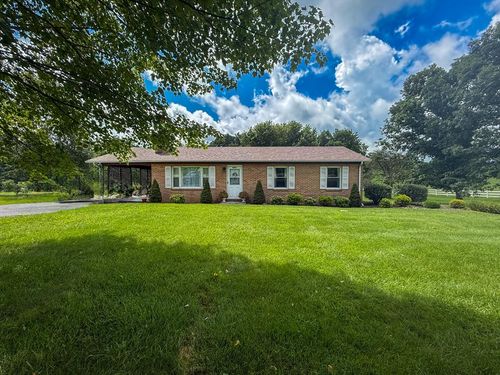 7915 W Lee Hwy, Rural Retreat, VA, 24368-2794 | Card Image