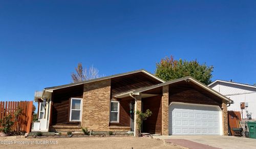 4711 Caspian Ave, Farmington, NM, 87402-1718 | Card Image