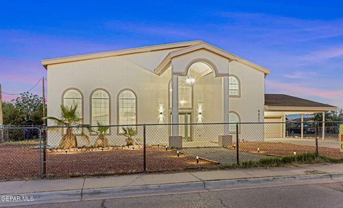 8921 Gemotes Pl, El Paso, TX, 79907-5403 | Card Image