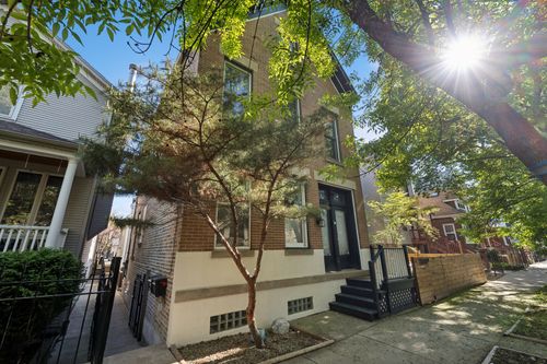 2307 Melrose St, Chicago, IL, 60618-6317 | Card Image