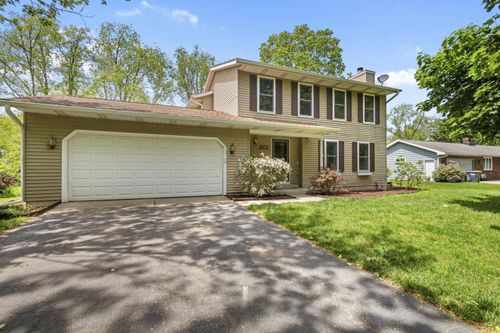 7657 Cottonwood, Richland, MI, 49083-9748 | Card Image
