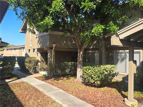 unit-d-995 Amistad Pl, El Cajon, CA, 92019-3353 | Card Image