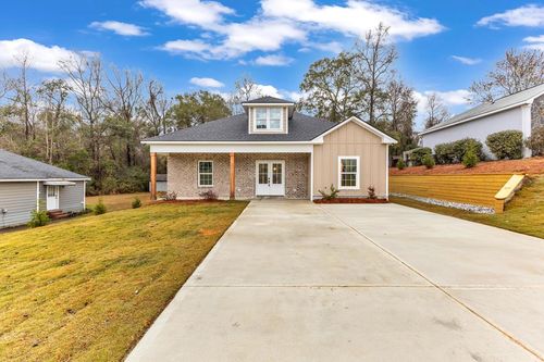 68 Mill Creek Dr, Smiths Station, AL, 36877-2558 | Card Image