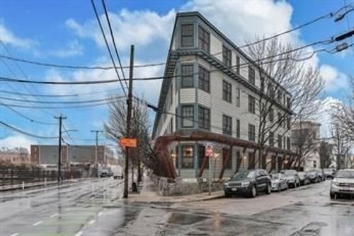 4c-432 Norfolk St, Somerville, MA, 02143-4134 | Card Image