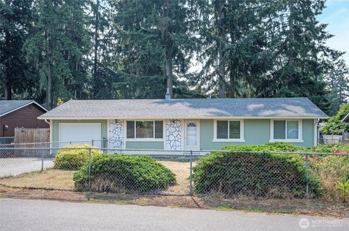 8901 Quinault Loop Ne, Olympia, WA, 98516 | Card Image