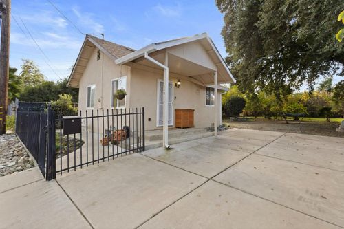 608 Yolo Street, West Sacramento, CA, 95605 | Card Image