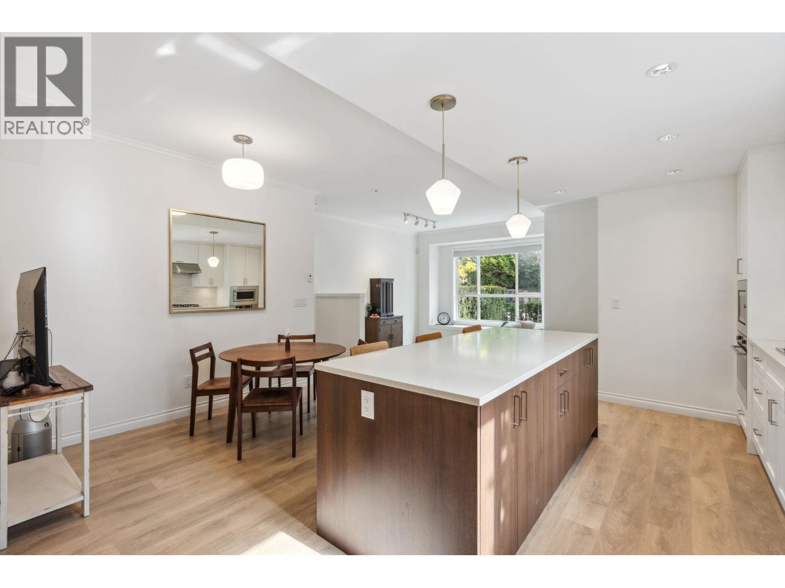 Residential in Richmond 4