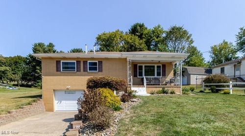 231 Miller Ave, Weirton, WV, 26062-4108 | Card Image