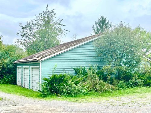 1703D Kosola #2 Avenue, Fairfield, IA, 52556 | Card Image