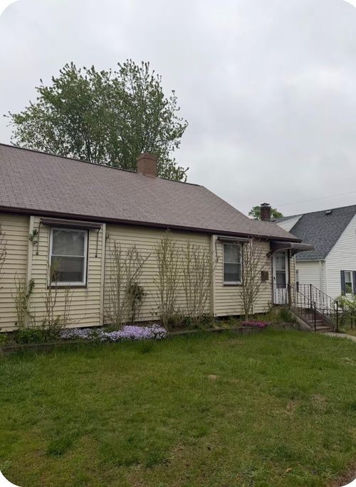 201 Power Rd, Pawtucket, RI, 02860-4632 | Card Image
