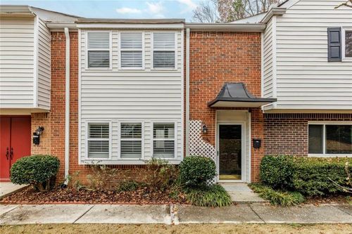 7094 Stonington Dr Ne, Atlanta, GA, 30328 | Card Image